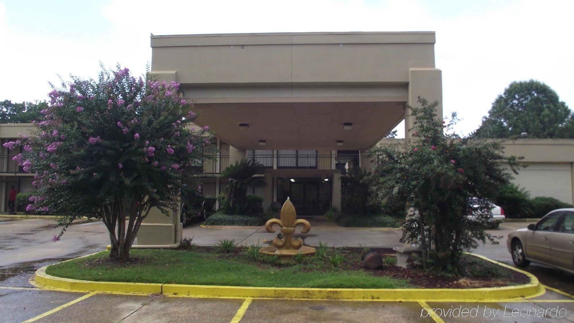 Francis Hotel 2*